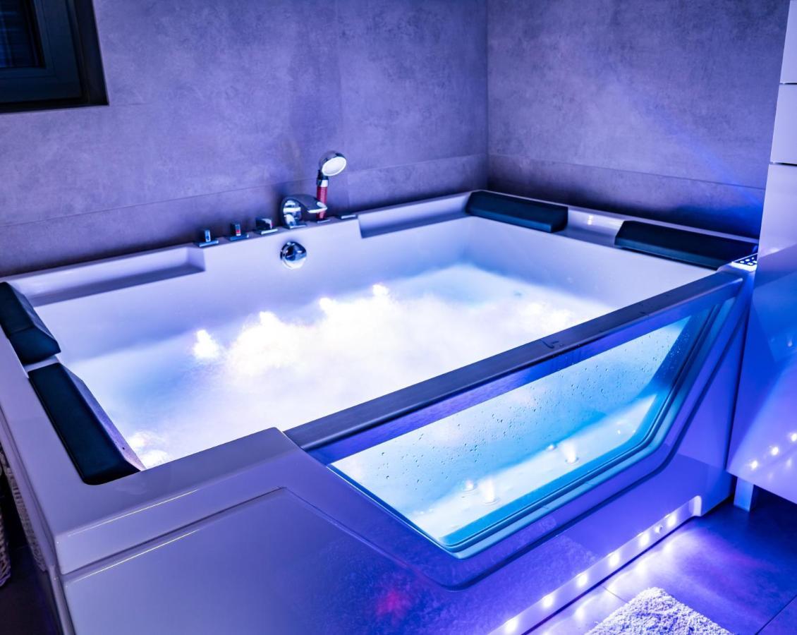 Domek Hot Tub Jacuzzi Chillout Kołobrzeg Exterior foto